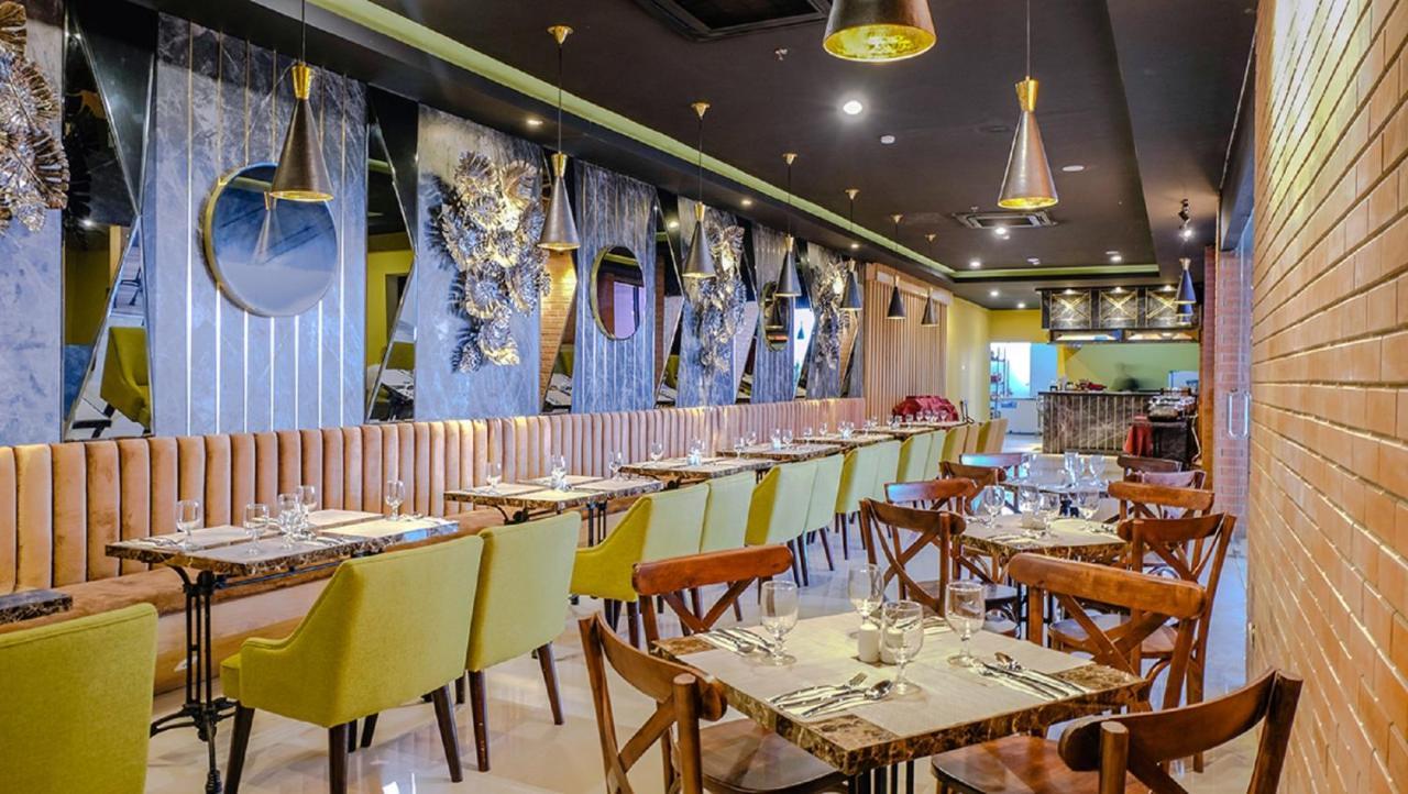 De Baghraf By Amithya Hotel Sumenep Kültér fotó